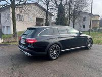 Usata Mercedes E220 All-Terrain 194 CV (142 kW) 2017 Nero Station wagon
