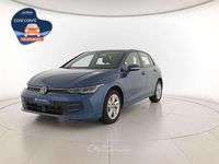 Usata VW Golf VIII Life 116 CV (85 kW) 2025 Anemone blue metallizzato Berlina
