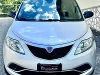 Usata Lancia Ypsilon 69 CV (50 kW) 2018 Grigio Utilitaria