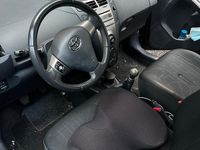 Usata Toyota Yaris 2009 Grigio Utilitaria