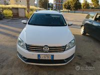 Usata VW Passat 110 CV (80 kW) 2012 Bianco Station wagon