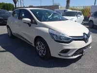 Usata Renault Clio IV 90 CV (66 kW) 2017 Beige Berlina