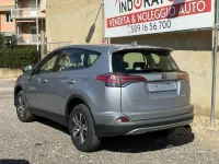 Usado Toyota RAV4 Active 143 CV (105 kW) 2017 Gris SUV
