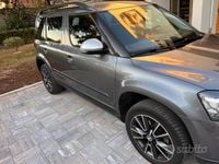 Usata Skoda Yeti 110 CV (80 kW) 2017 Grigio SUV