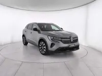 Usata Renault Austral Techno 131 CV (96 kW) 2023 Grigio scisto SUV
