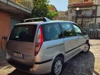 Usata Fiat Ulysse 109 CV (80 kW) 2005 Grigio Monovolume