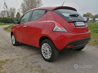 Usata Lancia Ypsilon Gold 85 CV (62 kW) 2014 Rosso Utilitaria
