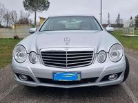 Usado Mercedes E320 Elegance 224 CV (164 kW) 2006 Plateado Berlina