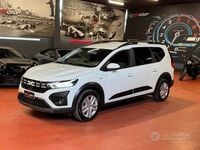 Usata Dacia Jogger Essentiel 101 CV (74 kW) 2023 Bianco Monovolume