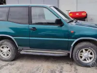 Usata Nissan Terrano 101 CV (74 kW) 1995 Verde SUV