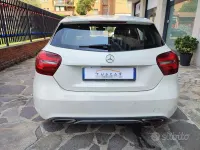 Usata Mercedes A200 Business 156 CV (114 kW) 2016 Bianco Utilitaria