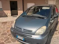 Usata Citroën Xsara Picasso 109 CV (80 kW) 2006 Grigio Monovolume