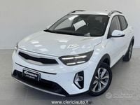 Second-hand Kia Stonic Style 79 CP (58 kW) 2025 Alb SUV