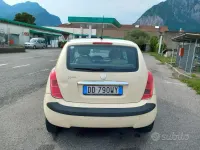 Usata Lancia Ypsilon 60 CV (44 kW) 2006 Utilitaria