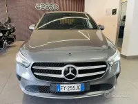 Usata Mercedes B180 116 CV (85 kW) 2019 Grigio Utilitaria