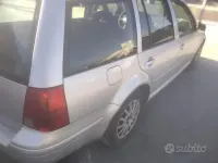Usata VW Bora 105 CV (77 kW) 2000 Grigio Station wagon