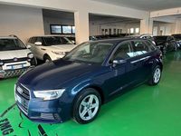 Usata Audi A3 Business 130 CV (95 kW) 2019 Blu Berlina