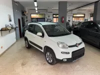 Usata Fiat Panda 4x4 S 95 CV (69 kW) 2016 Bianco Utilitaria