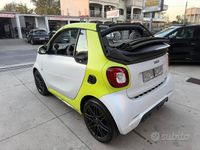 Usata Smart ForTwo Cabrio Brabus 109 CV (80 kW) 2019 Bianco Cabrio