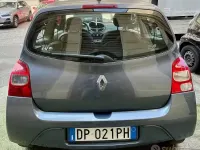 Usado Renault Twingo 76 CV (55 kW) 2009 Gris Utilitario