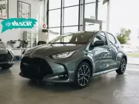 Nuova Toyota Yaris Hybrid 92 CV (67 kW) 2026 Grigio Berlina