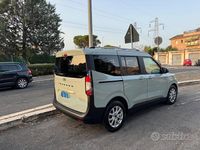 Usata Ford Tourneo Courier Titanium 125 CV (91 kW) 2024 Grigio Monovolume