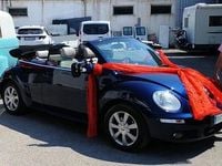 Usata VW New Beetle 105 CV (77 kW) 2007 Blu Utilitaria