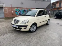 Usata Lancia Ypsilon 60 CV (44 kW) 2004 Beige Utilitaria