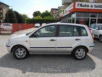 Usata Ford Fusion 101 CV (74 kW) 2003 Argento Berlina