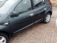Usata Dacia Sandero Ambiance 75 CV (55 kW) 2010 Blu/azzurro Berlina