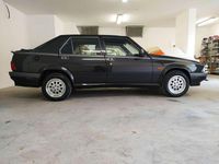 Usata Alfa Romeo 75 148 CV (108 kW) 1991 Nero Berlina