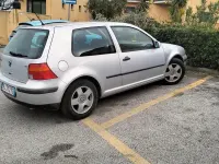 Usata VW Golf IV 75 CV (55 kW) 2000 Grigio Berlina