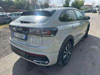 Begagnad VW Taigo R-line 110 HK (80 kW) 2023 Grå SUV