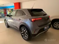 Usata Opel Mokka Elegance 101 CV (74 kW) 2022 Grigio SUV