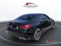 Usata Mercedes A200 Premium 150 CV (110 kW) 2022 Nero Utilitaria