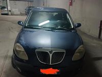 Usata Lancia Ypsilon 75 CV (55 kW) 2004 Blu Utilitaria