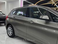 Usata BMW 218 Luxury Line 150 CV (110 kW) 2015 Oro Station wagon