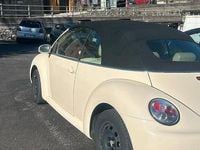 Usata VW New Beetle Cabriolet 106 CV (77 kW) 2004 Beige Cabrio