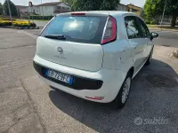 Usata Fiat Punto Evo Active 69 CV (50 kW) 2011 Bianco Utilitaria
