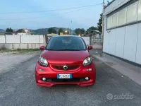 Usata Smart ForFour Passion 95 CV (69 kW) 2017 Rosso Utilitaria