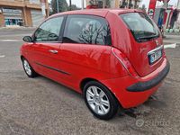 Usata Lancia Ypsilon 95 CV (69 kW) 2004 Rosso Utilitaria