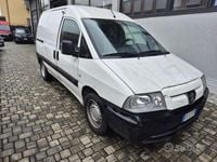 Usata Peugeot Expert 69 CV (50 kW) 2006 Bianco Furgone