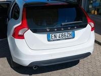 Usata Volvo V60 Kinetic 115 CV (84 kW) 2012 Bianco Station wagon