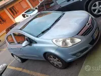 Usata Opel Corsa 69 CV (50 kW) 2007 Grigio Utilitaria