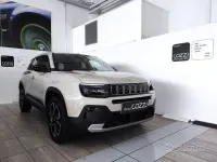 Nuova Jeep Avenger 101 CV (74 kW) 2026 Giallo SUV