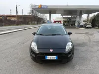 Usata Fiat Punto Street 69 CV (50 kW) 2018 Nero Utilitaria