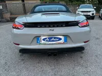 Usata Porsche 718 Boxster 300 CV (220 kW) 2019 Grigio Cabrio