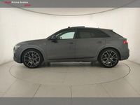 Usata Audi Q8 Sport 286 CV (210 kW) 2023 Grigio daytona perla SUV