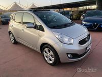 Usata Kia Venga 90 CV (66 kW) 2015 Grigio Utilitaria