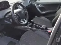 Usata Peugeot 2008 Active 82 CV (60 kW) 2016 Nero SUV
